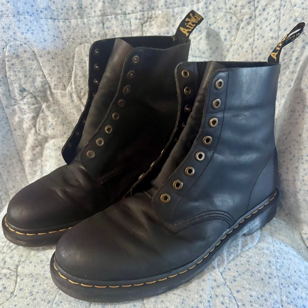 Dr Martens Docs 1460 Pascal Black Leather Lace Up Boots Men’s Size 12/ UK 11
